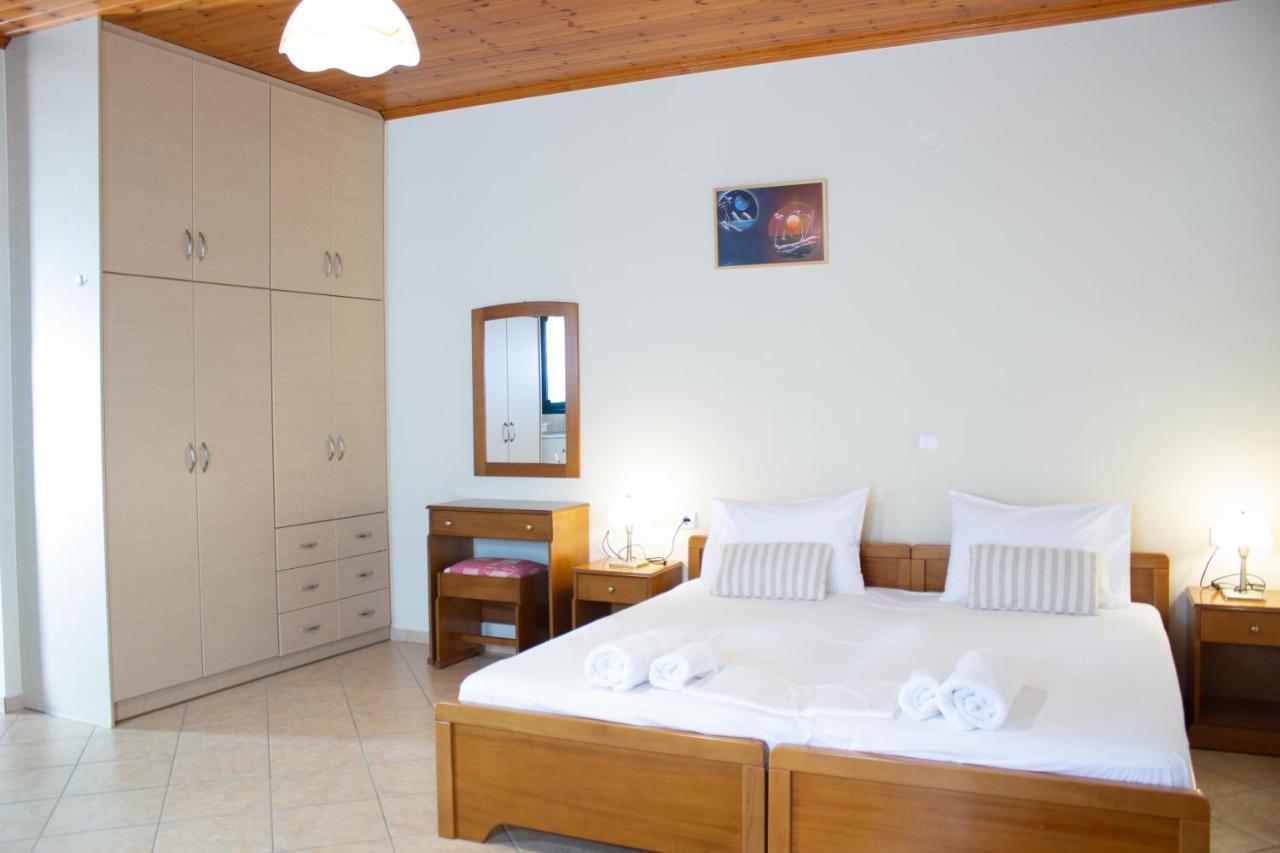 Nanos Studios Parga Esterno foto